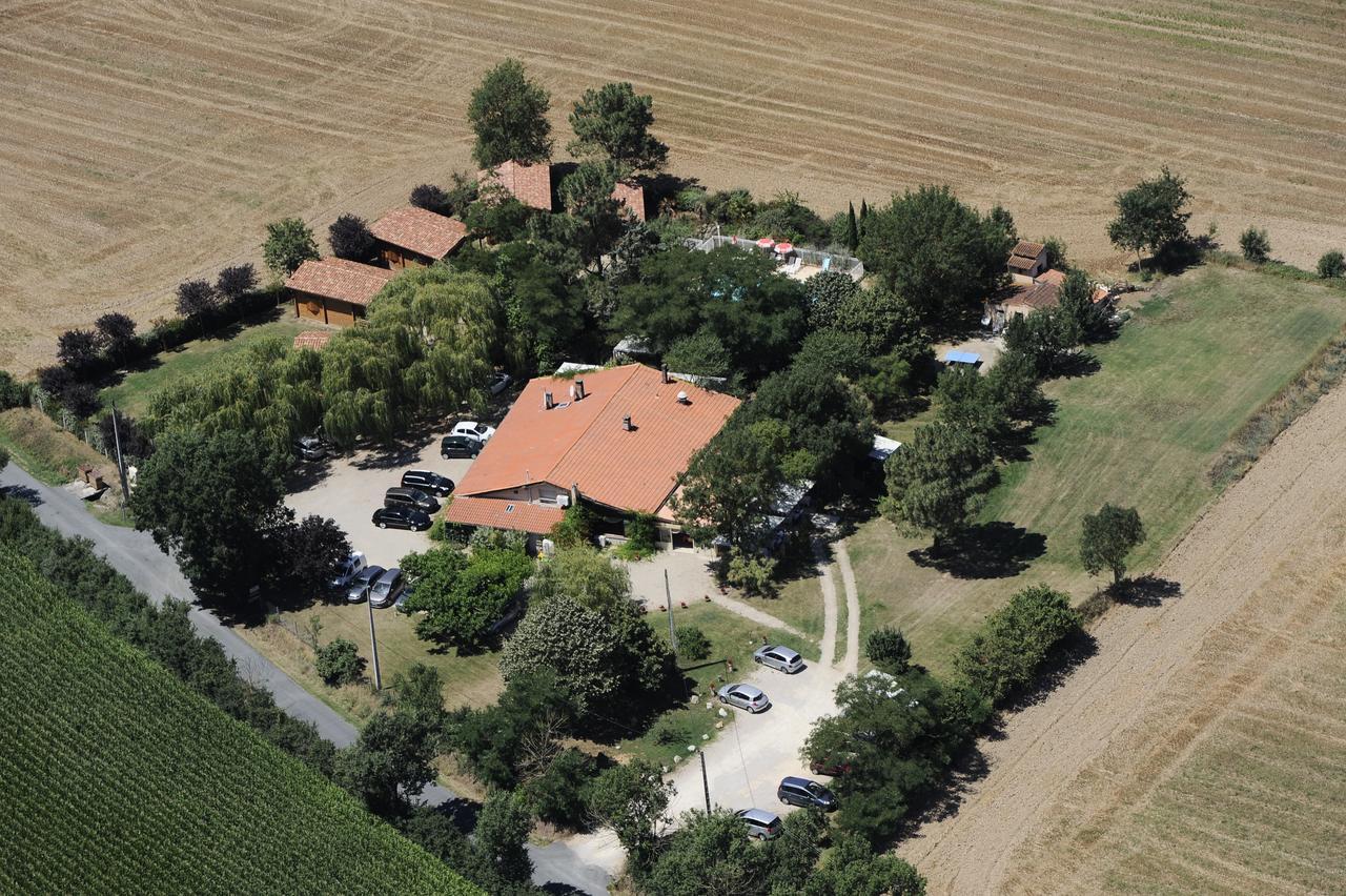 Auberge Du Flambadou Villematier Exterior foto